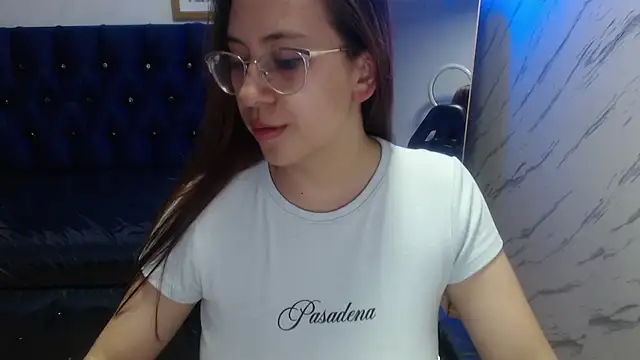 Megan_Hot_v's cam snapshot