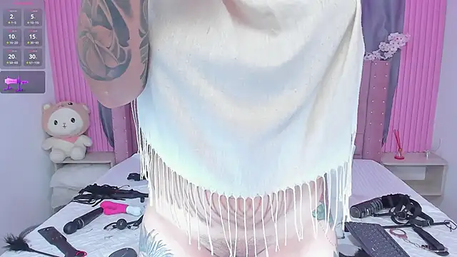 Nayla-Mouna's cam snapshot