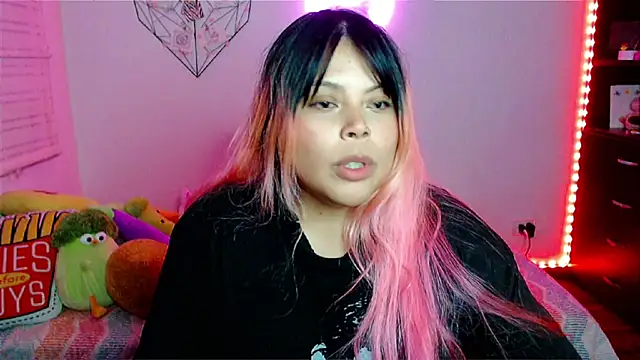 EllieMoonX's cam snapshot