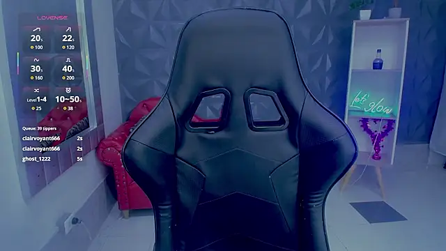 becky_lynch_102's cam snapshot