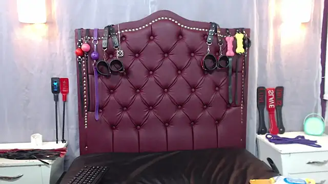 Sophie-dbs's cam snapshot