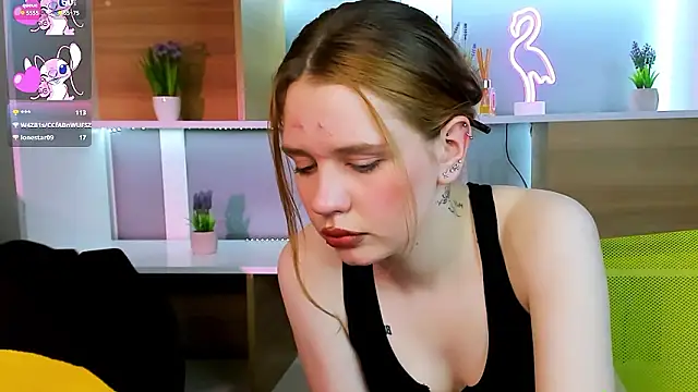 vivy_star1's cam snapshot