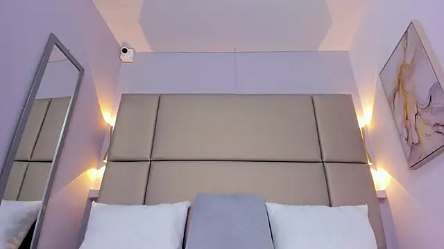 Violettaevans_'s cam snapshot