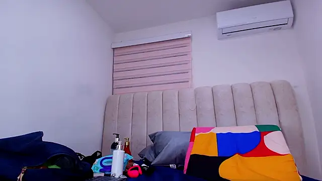 timkerbell_'s cam snapshot