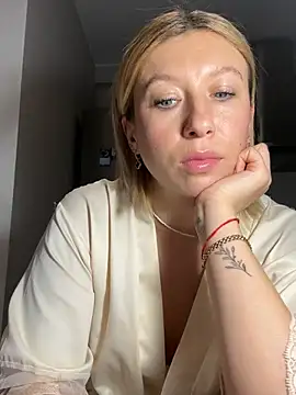 Kittie_Valentine's cam snapshot