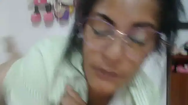 kateleyagrey's cam snapshot