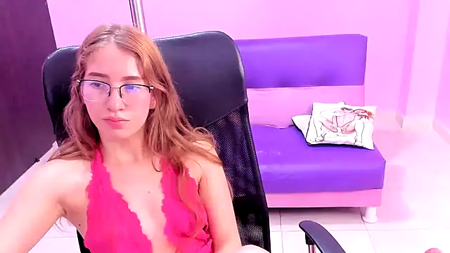 blondie_dirtysquirt's cam snapshot