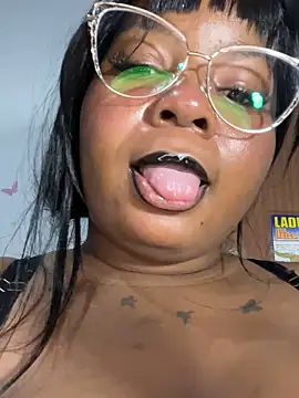 Exxoticaa's cam snapshot