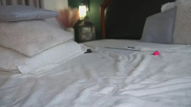 Alyonaqueen_'s cam snapshot