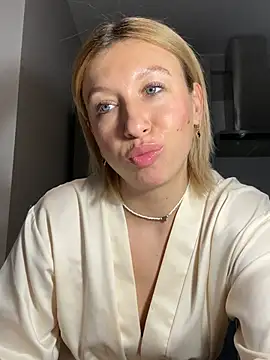 Kittie_Valentine's cam snapshot