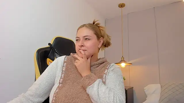 lena_jhons's cam snapshot