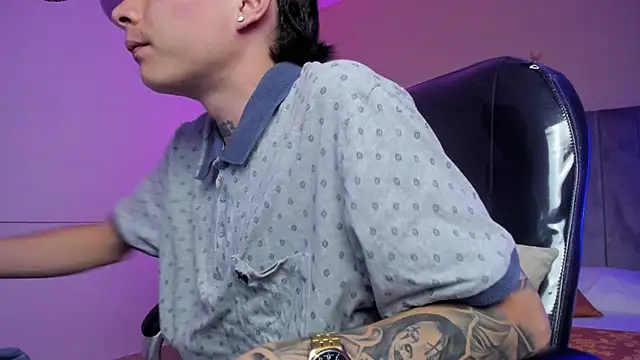 Nascary_Fox's cam snapshot