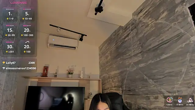 LunaBaker-1's cam snapshot