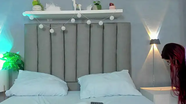 lia_violetta's cam snapshot