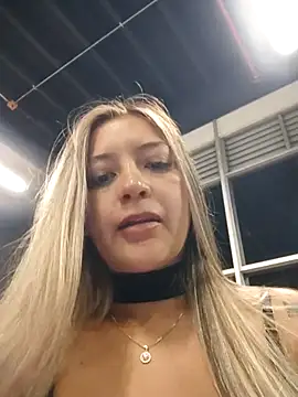 alana_69's cam snapshot