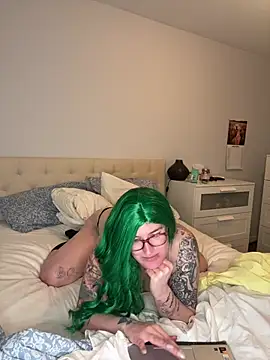 DaisyBlake's cam snapshot