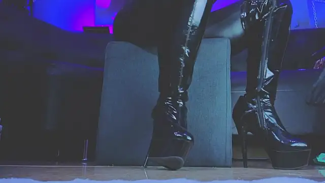 Amberstones's cam snapshot