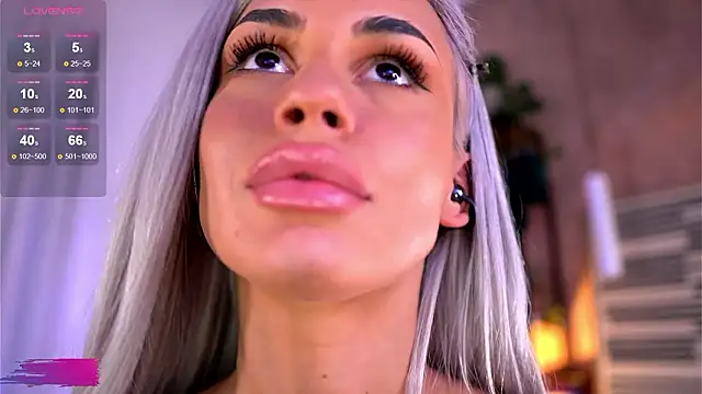 Serene_Sophiex's cam snapshot