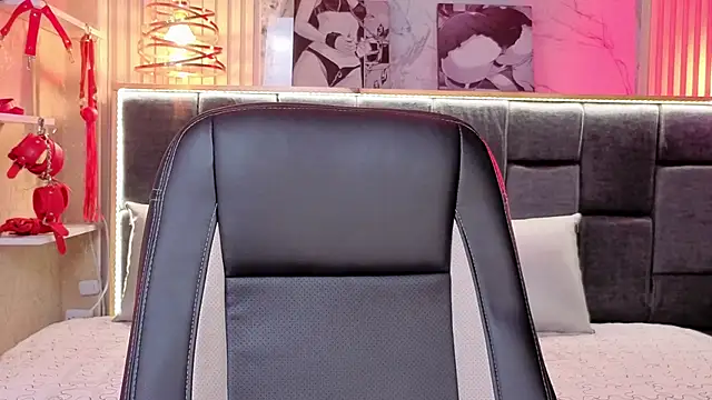 Im-Lola's cam snapshot