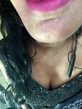 Lovely12streaming's cam snapshot