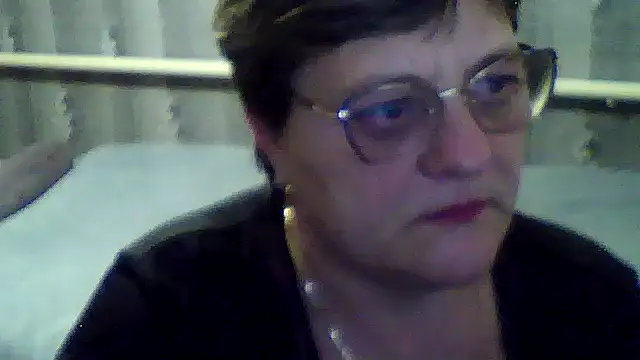 ElzaJewel's cam snapshot