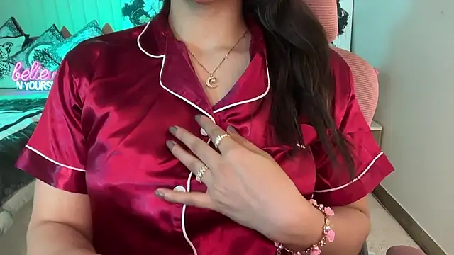 Laila_on_Fire's cam snapshot