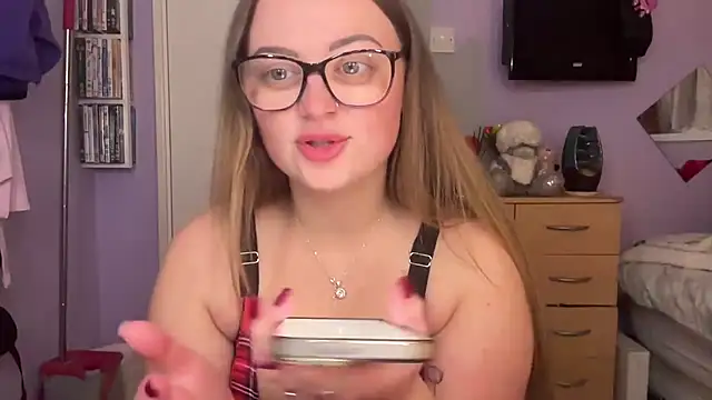 SexySashaxox's cam snapshot