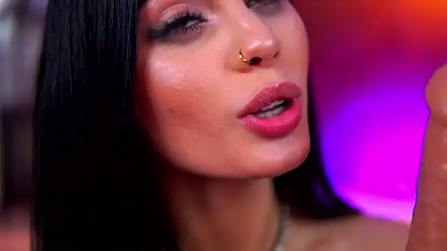 RavennaDArcy's cam snapshot