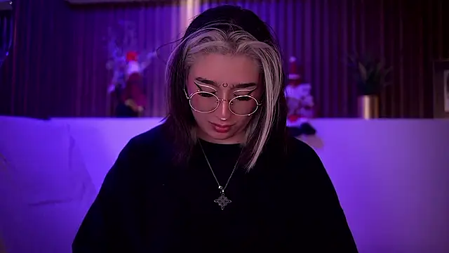 GabyRose9's cam snapshot