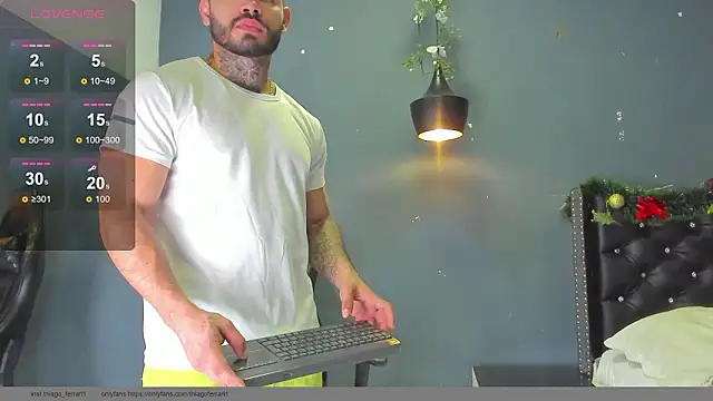 thiago_ferrari_'s cam snapshot