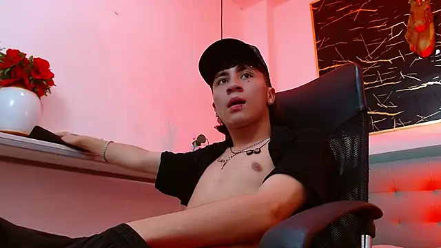 XanderGrey8's cam snapshot