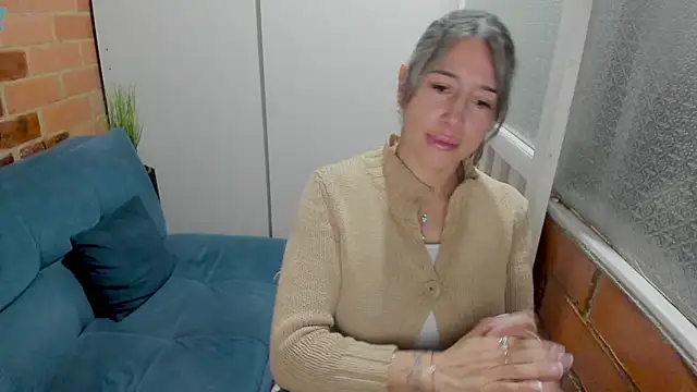 Penelope47's cam snapshot