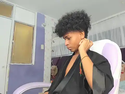 Santy_bigcock_01's cam snapshot