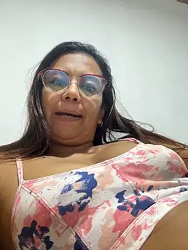 YadiraOrozco's cam snapshot