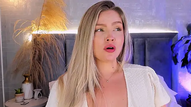 GaiaBaker's cam snapshot