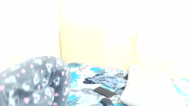 SexySlimTeaX's cam snapshot