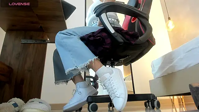 alma_fenix's cam snapshot