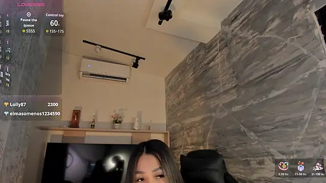 LunaBaker-1's cam snapshot