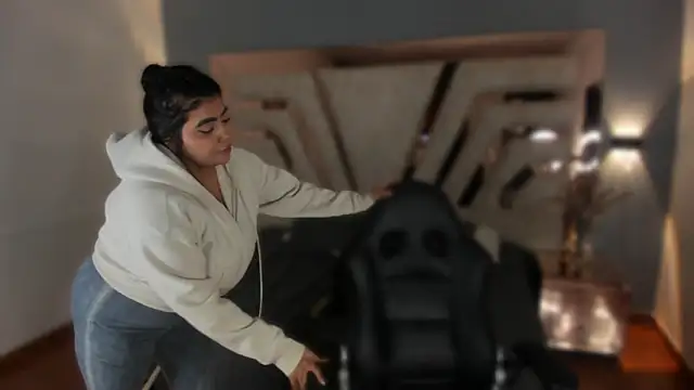 BellaBoobs_'s cam snapshot