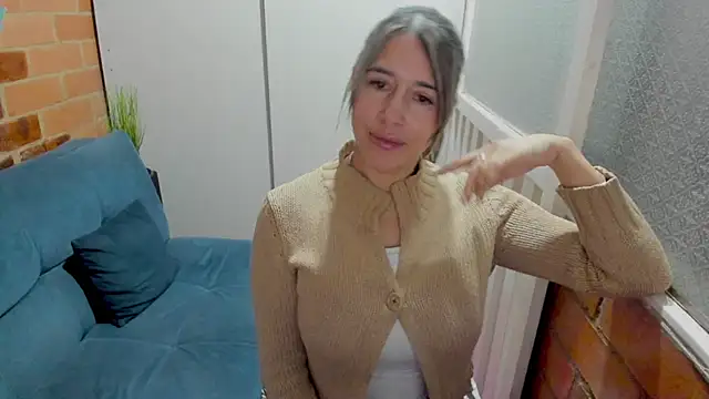 Penelope47's cam snapshot