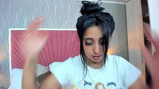 AlejandraVega's cam snapshot