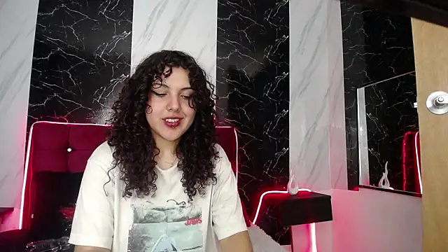 AbrilVega_29's cam snapshot