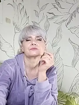 Catty_Lady's cam snapshot