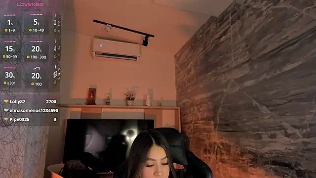 LunaBaker-1's cam snapshot