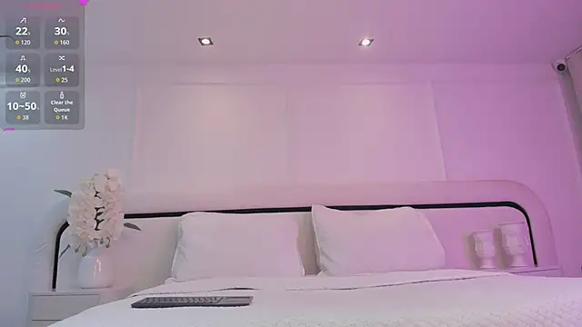 MaddyMay_'s cam snapshot