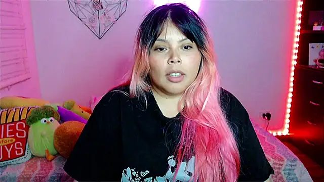 EllieMoonX's cam snapshot