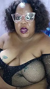 XCHOCOLOVEBBW69's cam snapshot