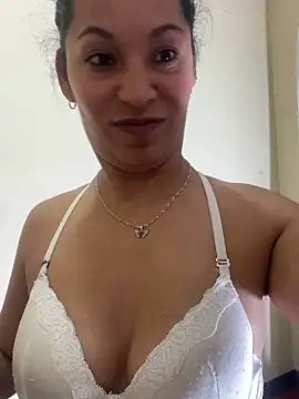 michel_ex33's cam snapshot