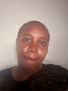 SquirtQueen222's cam snapshot