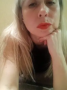 SelinaLovqx's cam snapshot